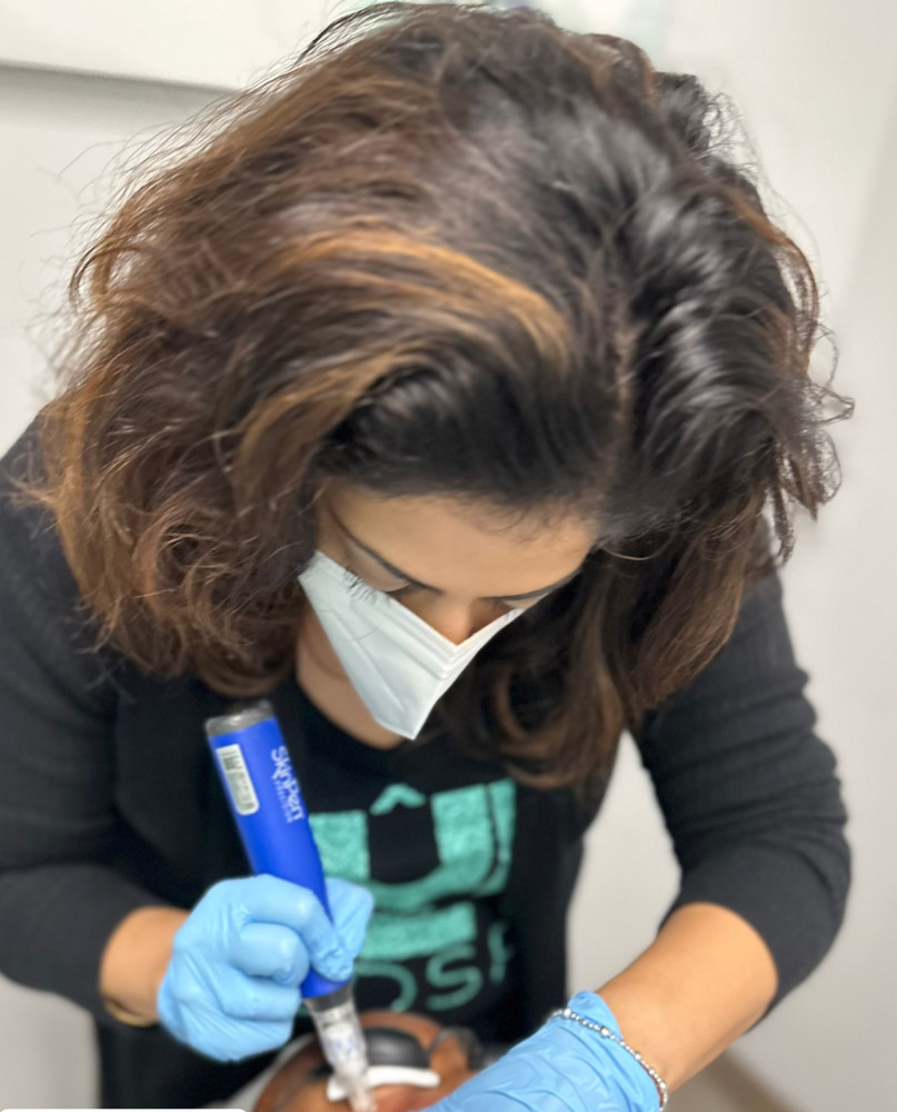 Dermaplaning/Microneedling Training Course